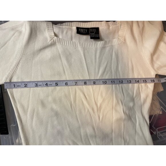 Finity White Green Detail 3/4 Sleeve Pullover Stretch Top Sz S - Picture 6 of 9